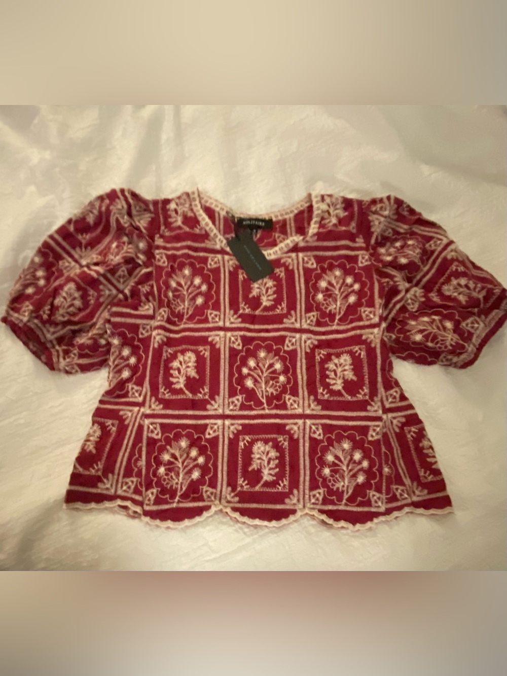 Solitaire Crimson Floral Embroidered Puff Sleeve Blouse BNWT